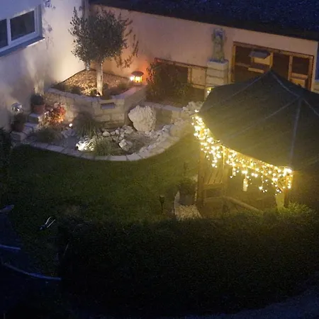 Monteurwohnung 3 Fuer 4 Personen Apartament *